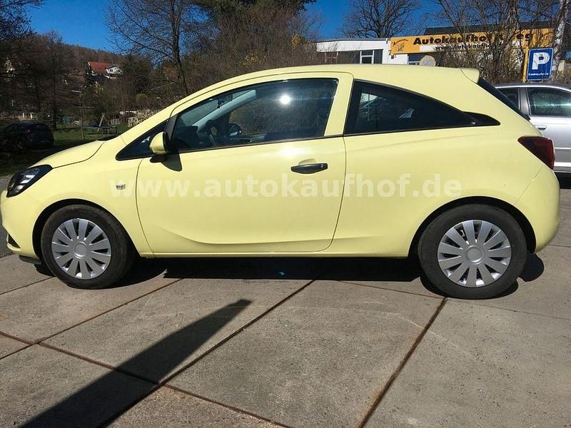 Gebraucht Opel Corsa Selection 69 PS (50 kW) 2015 Gelb Kleinwagen