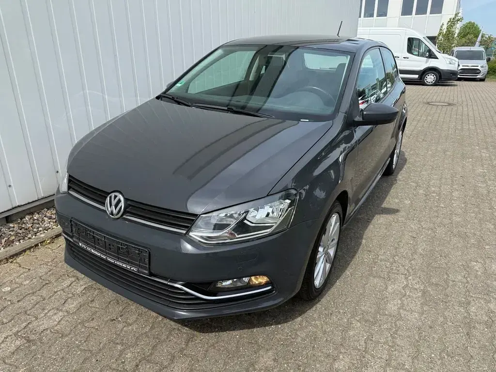 Gebraucht VW Polo Highline 90 PS (66 kW) 2017 Grau Kleinwagen