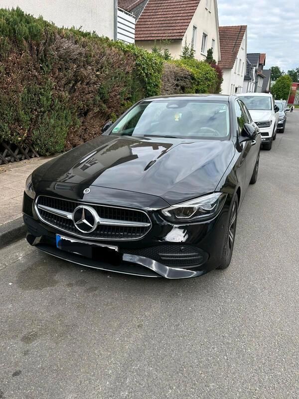 Schwarz Gebraucht 2022 Mercedes C220 Limousine | 33.000 € (Guter Preis) - Bild 1/4