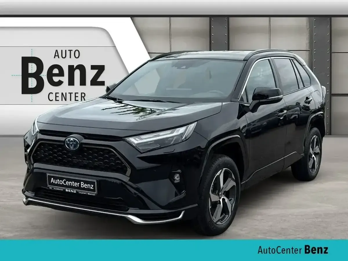 Gebraucht Toyota RAV4 Hybrid 306 PS (225 kW) 2025 SUV