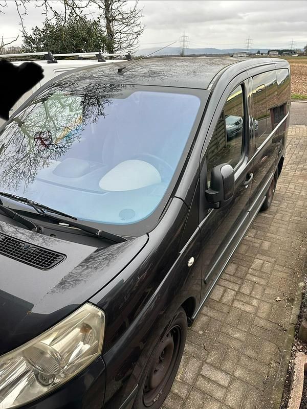 Gebraucht Peugeot TePee 136 PS (100 kW) 2007 Schwarz Van / Kleinbus