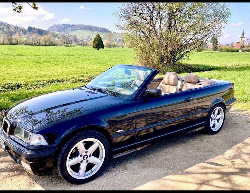 Gebraucht BMW 328 193 PS (141 kW) 1999 Schwarz Cabrio