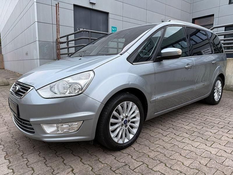 Blau Gebraucht 2014 Ford Galaxy Titanium Van / Kleinbus | 9.980 € (Fairer Preis) - Bild 1/4