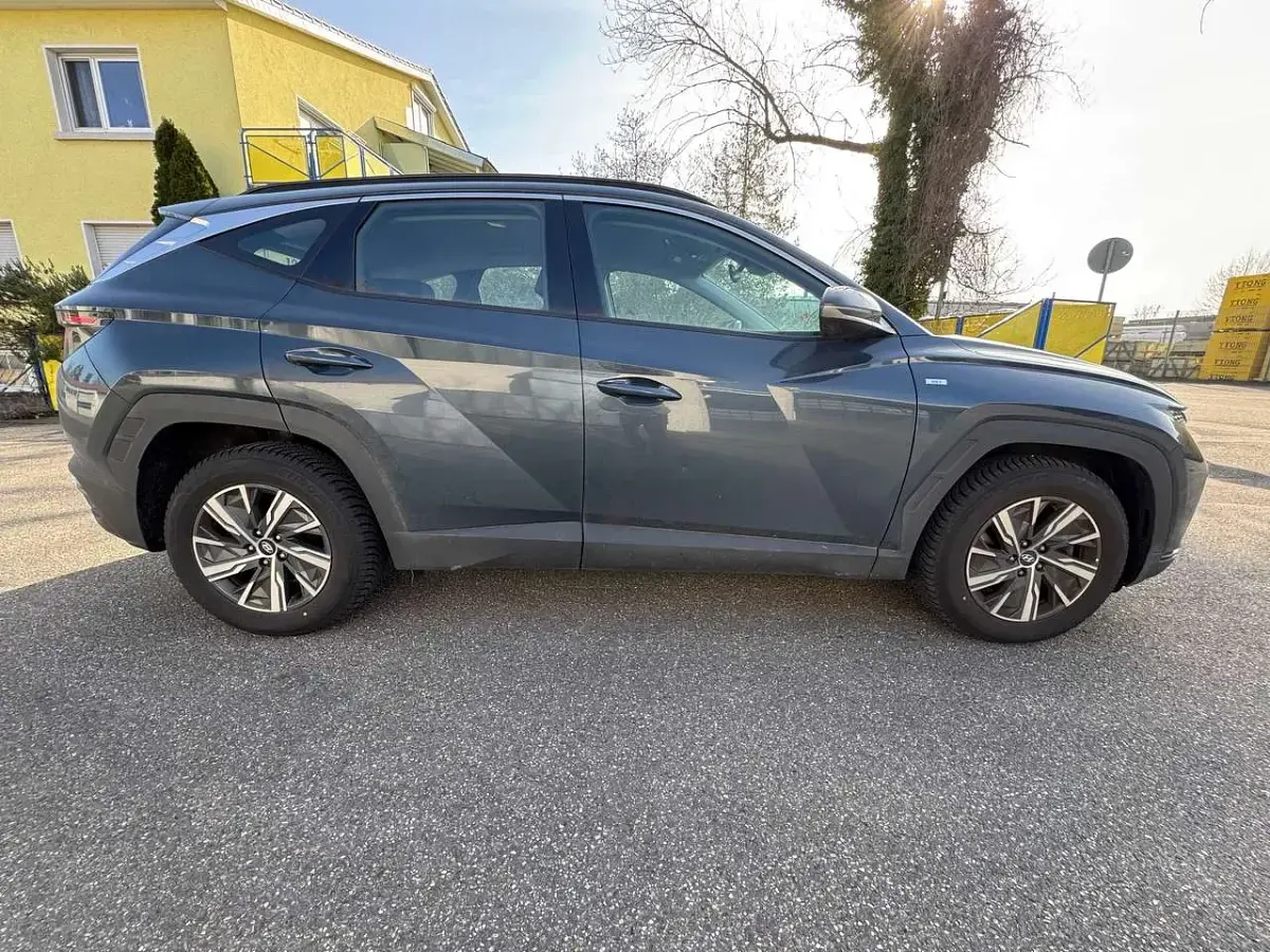 Gebraucht Hyundai Tucson 136 PS (100 kW) 2022 Teal SUV