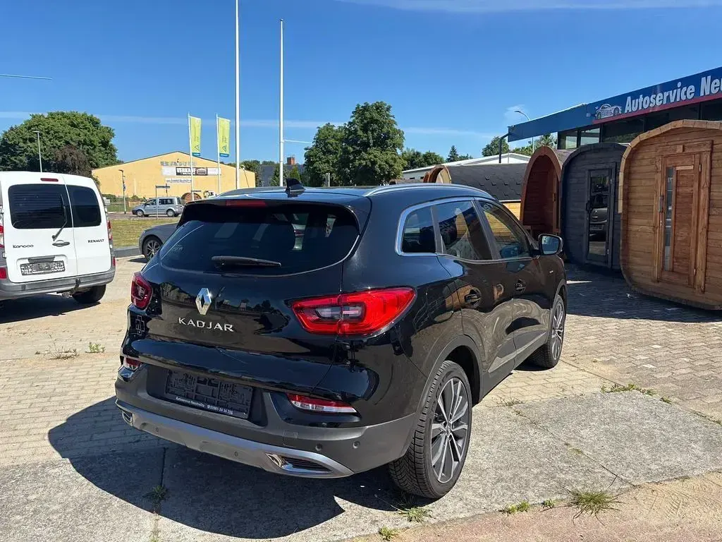 Gebraucht Renault Kadjar Bose Edition 140 PS (102 kW) 2019 Schwarz SUV