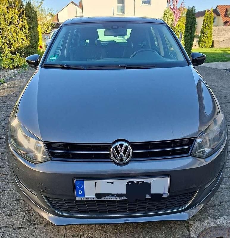 Usado VW Polo Match 90 HP (66 kW) 2012 Cinzento Citadino