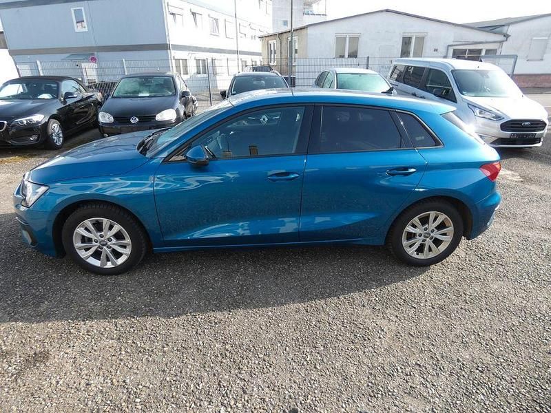 Gebraucht Audi A3 150 PS (110 kW) 2022 Blau Limousine