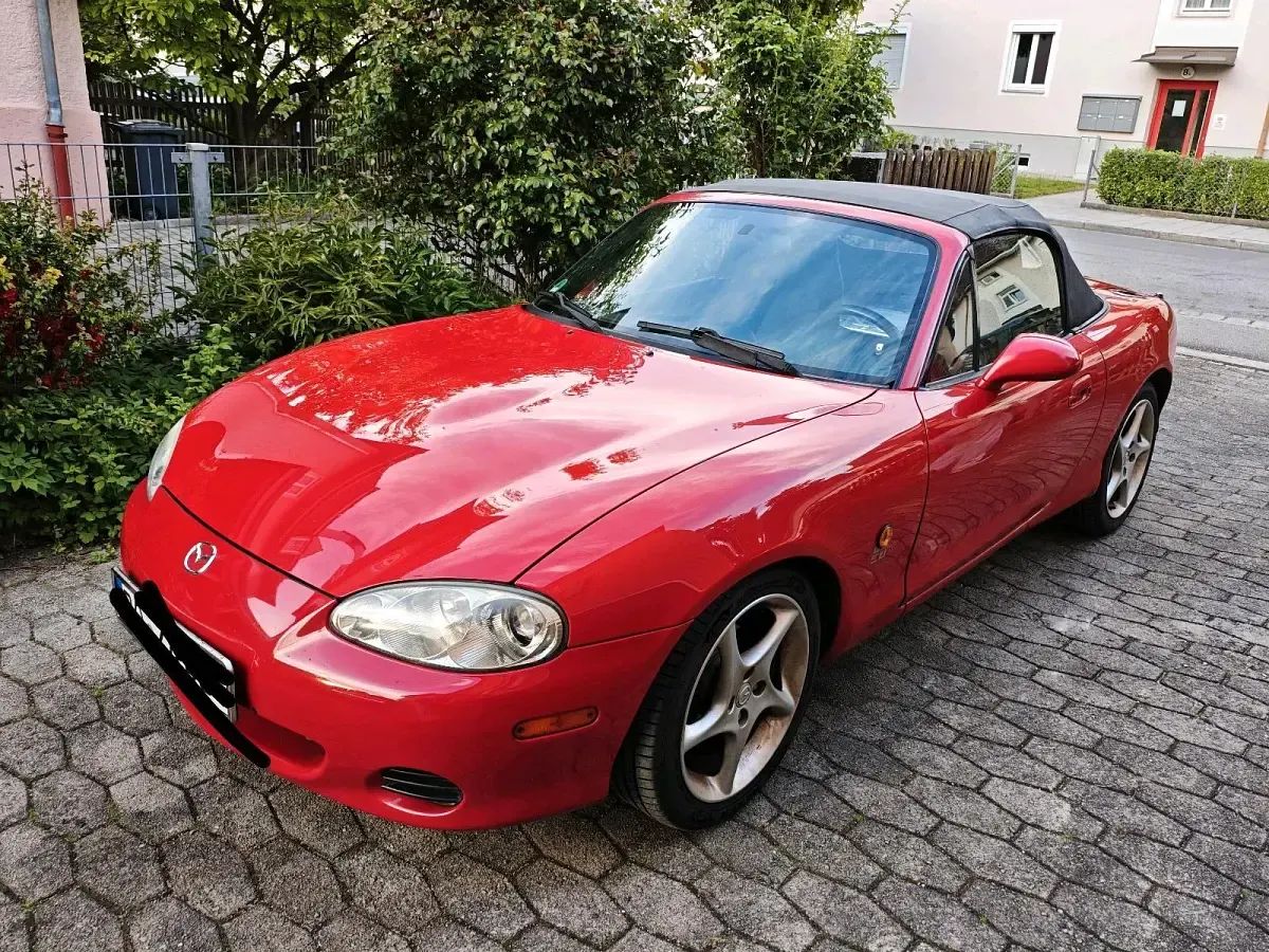 Gebraucht Mazda MX5 110 PS (80 kW) 2002 Rot Cabrio