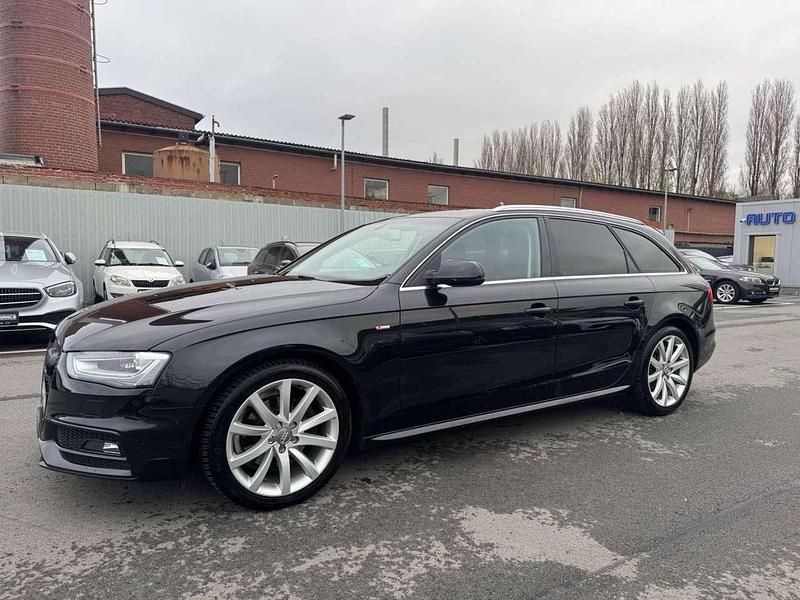 Gebraucht Audi A4 S-Line 150 PS (110 kW) 2014 Schwarz Kombi