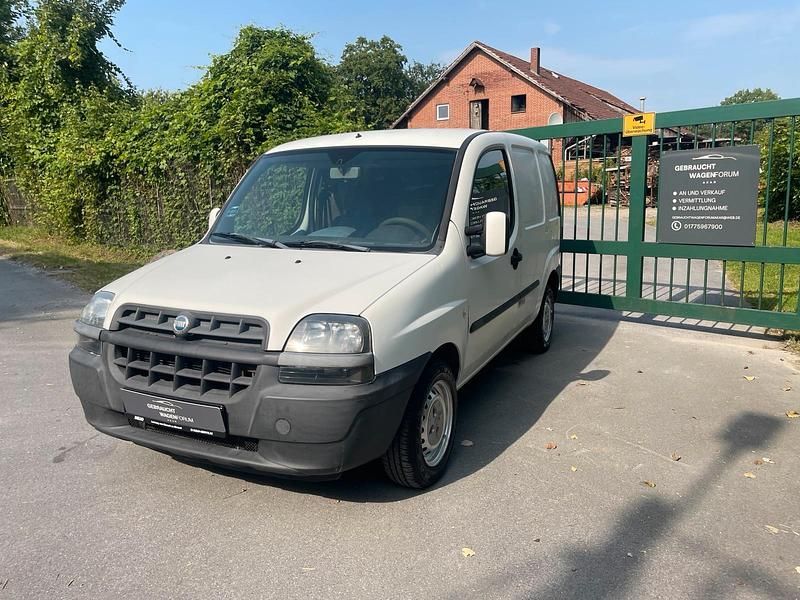Weiß Gebraucht 2005 Fiat Doblò Van / Kleinbus | 2.800 € (Teuer) - Bild 1/4