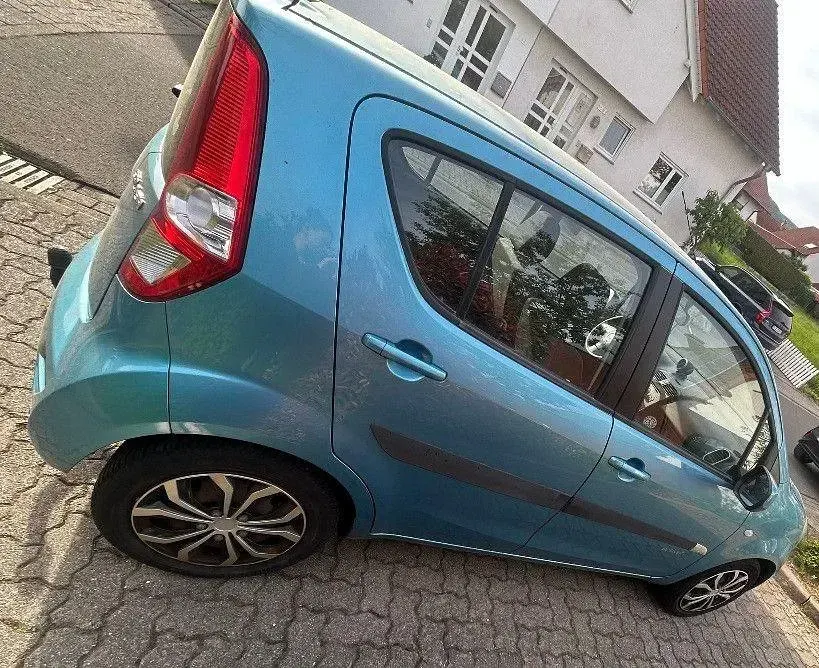 Second-hand Suzuki Splash 94 CP (69 kW) 2015 Albastru Hatchback