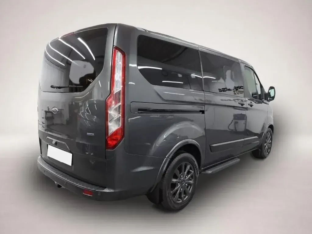 Gebraucht Ford Tourneo Custom Titanium X 170 PS (125 kW) 2019 Manufacturer Van