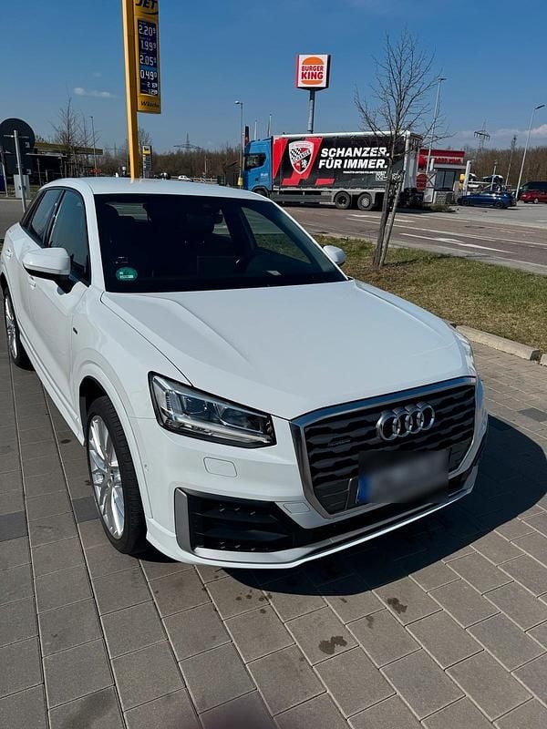 Gebraucht Audi Q2 S-Line 190 PS (139 kW) 2016 Weiß SUV