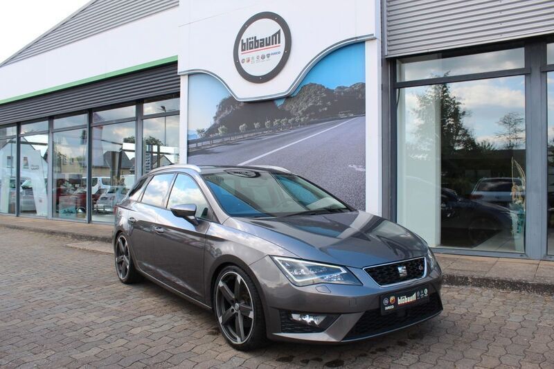 Grau Gebraucht 2014 Seat Leon ST FR Kombi | 10.591 € (Fairer Preis) - Bild 1/4