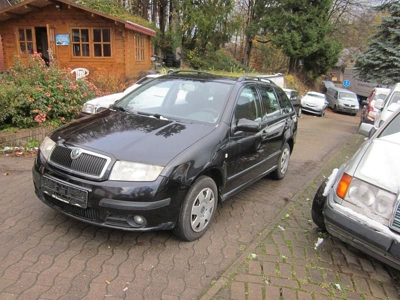 Schwarz Gebraucht 2007 Skoda Fabia Kombi | 1.680 € (Fairer Preis) - Bild 1/4