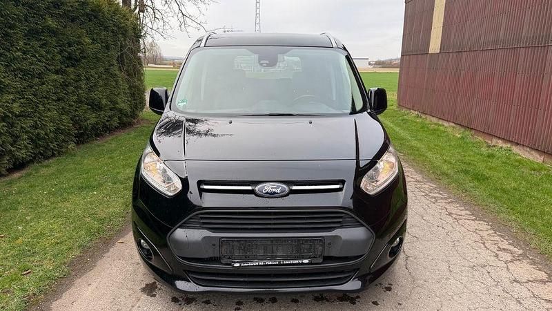 Gebraucht Ford Tourneo Connect Titanium 120 PS (88 kW) 2016 Schwarz Van / Kleinbus