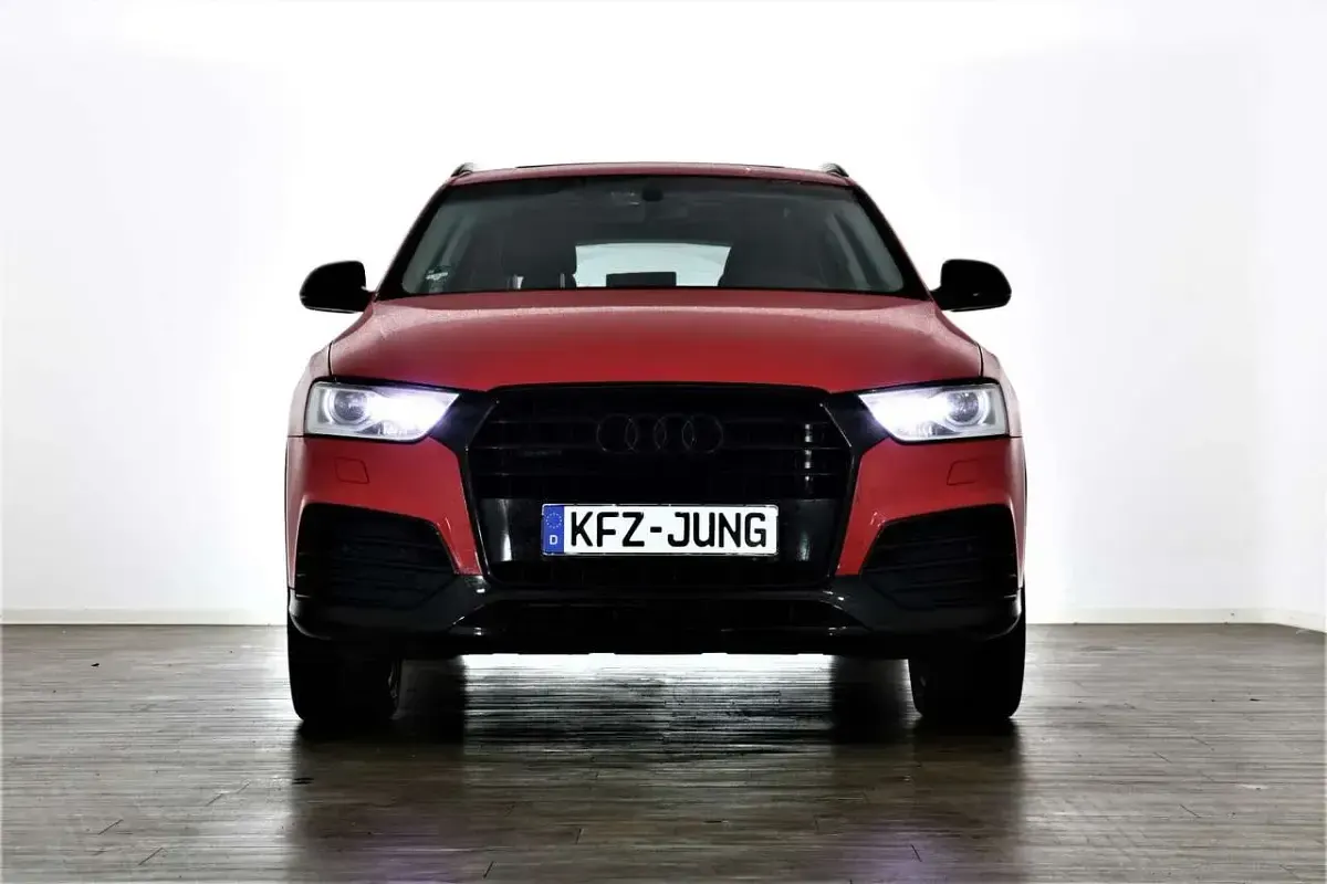 Gebraucht Audi Q3 Sport 200 PS (147 kW) 2018 Rot SUV