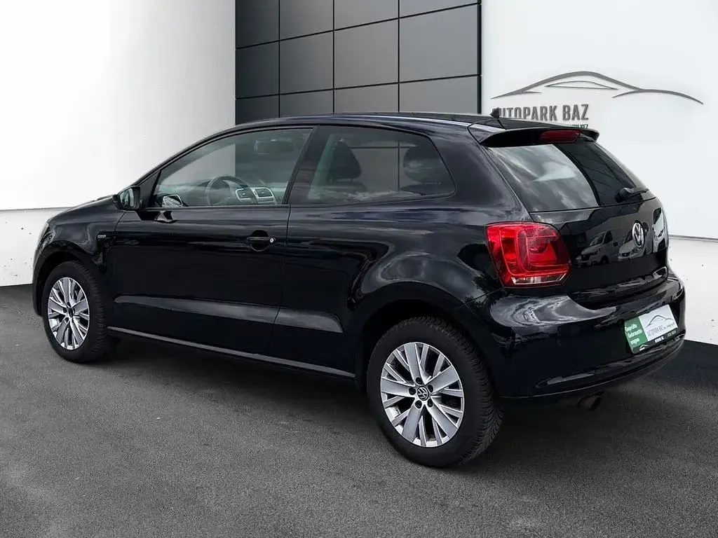 Gebraucht VW Polo Life 90 PS (66 kW) 2013 Schwarz Kleinwagen