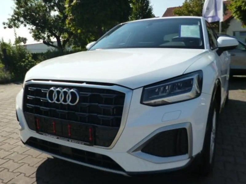 Weiß Gebraucht 2023 Audi Q2 Advanced SUV | 24.980 € - Bild 1/4