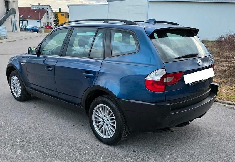 Gebraucht BMW X3 150 PS (110 kW) 2005 Blau SUV