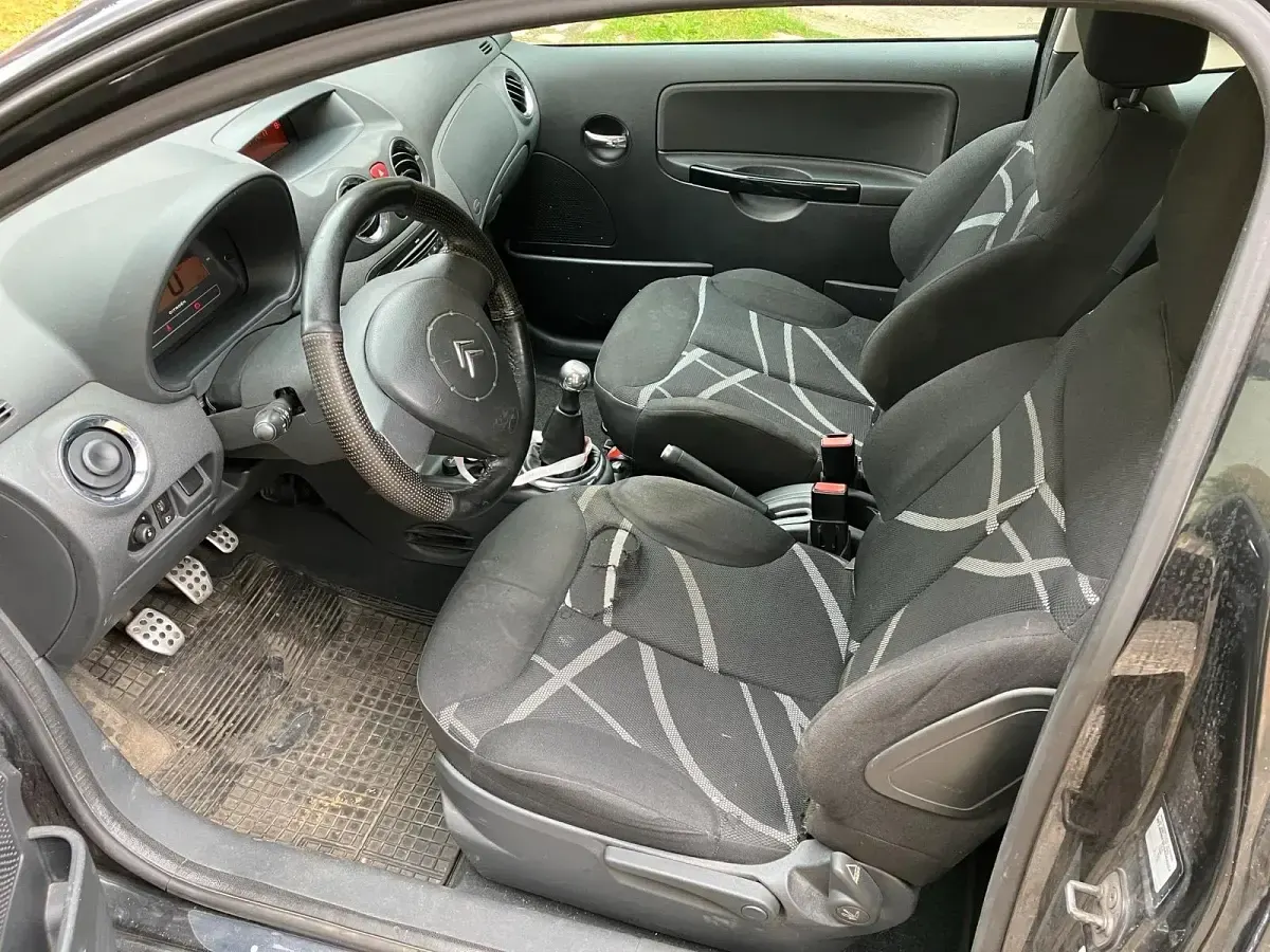 Gebraucht Citroën C2 122 PS (89 kW) 2009 Schwarz Kleinwagen