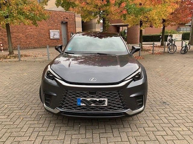 Gebraucht 2024 Lexus LBX SUV | 33.300 € (Fairer Preis) - Bild 1/4