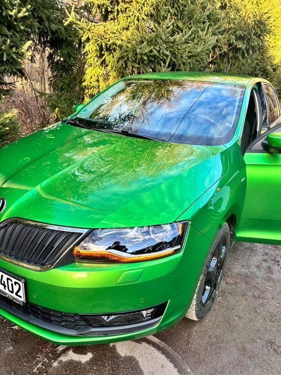 Gebraucht Skoda Rapid Drive 110 PS (80 kW) 2018 Grün Limousine