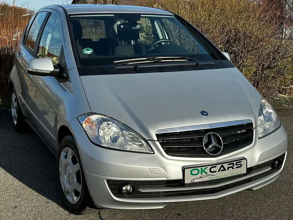 Gebraucht Mercedes A150 95 PS (69 kW) 2009 Silber Limousine