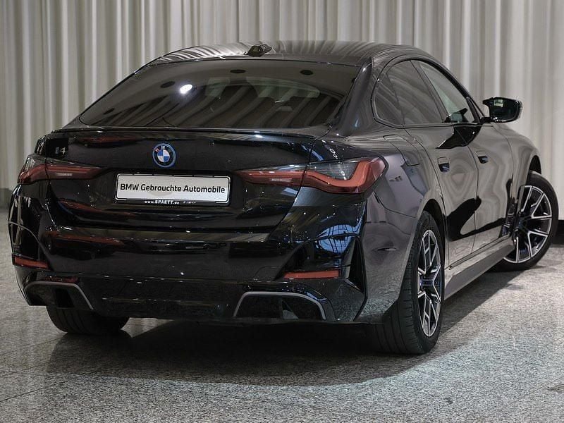 Gebraucht BMW i4 Performance 400 kW (544 PS) 2023 Saphirschwarz Limousine