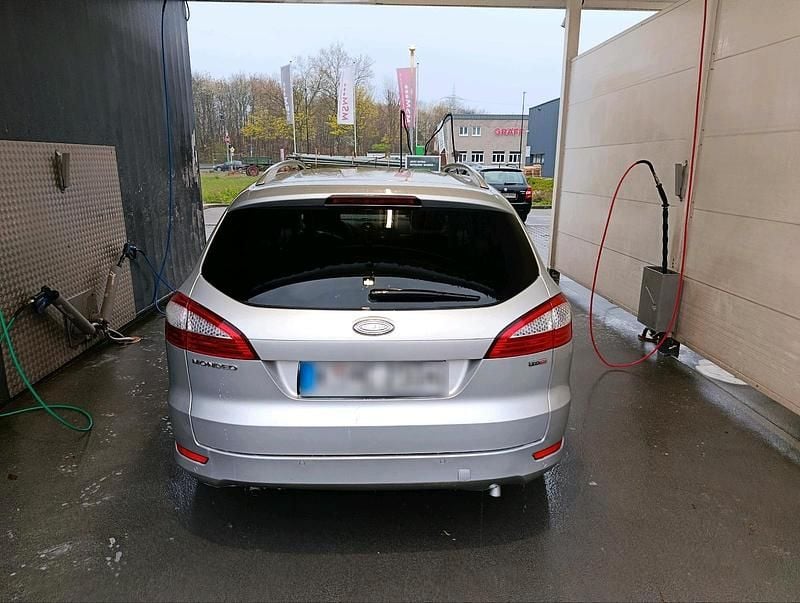 Gebraucht Ford Mondeo Titanium S 175 PS (128 kW) 2010 Silber Kombi