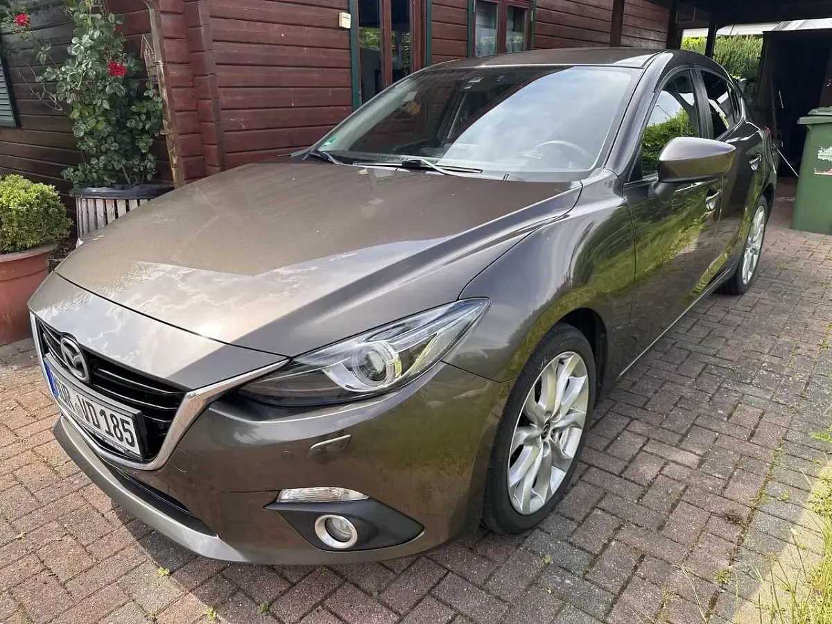 Gebraucht Mazda 3 Sports-Line 150 PS (110 kW) 2015 Grau Kleinwagen