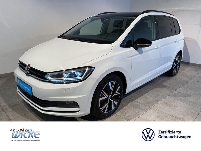 Weiß Gebraucht 2021 VW Touran Highline Van / Kleinbus | 27.880 € (Guter Preis) - Bild 1/4
