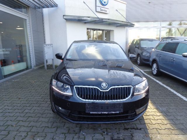 Gebraucht Skoda Octavia 105 PS (77 kW) 2013 Schwarz Limousine
