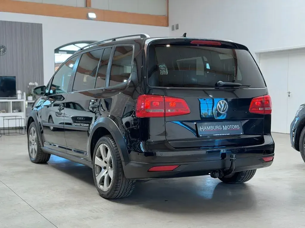 Gebraucht VW Touran Cross 140 PS (102 kW) 2013 Schwarz Van / Kleinbus