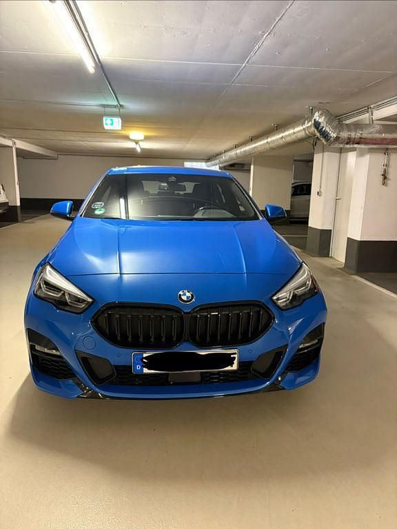 Blau Gebraucht 2022 BMW 218 M Sport Coupé | 22.990 € - Bild 1/4