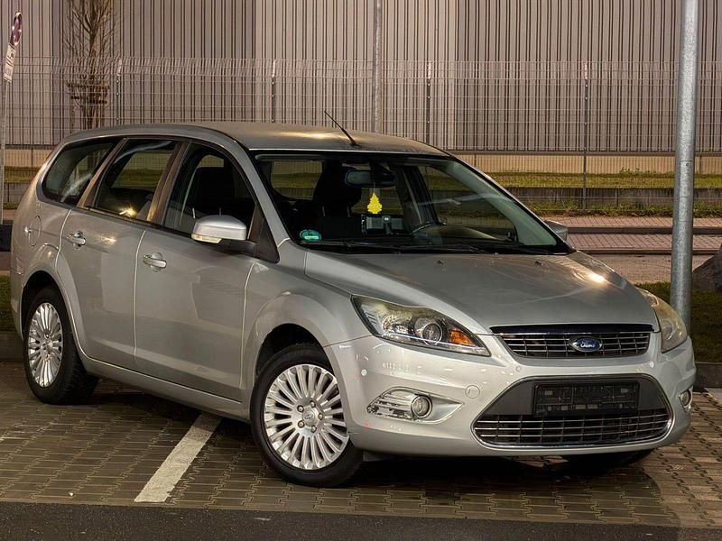 Gebraucht Ford Focus Titanium 136 PS (100 kW) 2008 Silber Kombi