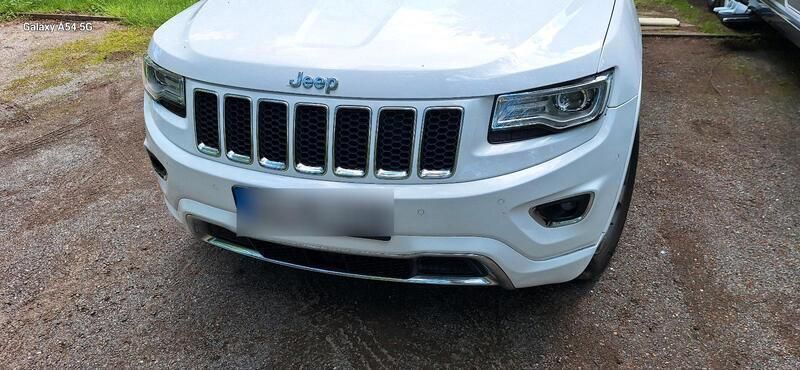 Weiß Gebraucht 2016 Jeep Grand Cherokee SUV | 28.000 € - Bild 1/4