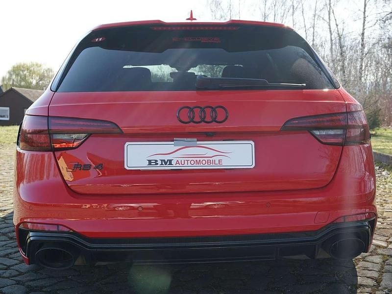Gebraucht Audi RS4 Ambiente 450 PS (330 kW) 2018 Misanorot perleffekt Kombi