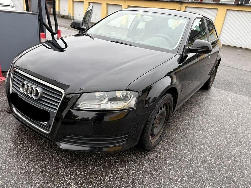 Schwarz Gebraucht 2009 Audi A3 Ambiente Limousine | 2.000 € (Superpreis) - Bild 1/4