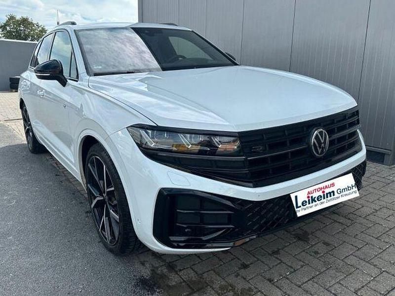Gebraucht VW Touareg R-line 286 PS (210 kW) 2024 Weiß SUV