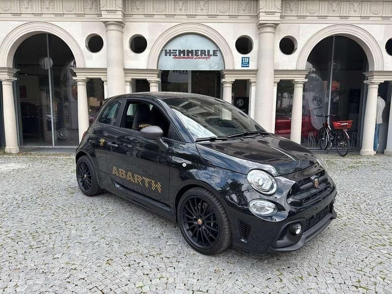 Gebraucht Abarth 695 179 PS (131 kW) 2024 Scorpione schwarz Kleinwagen
