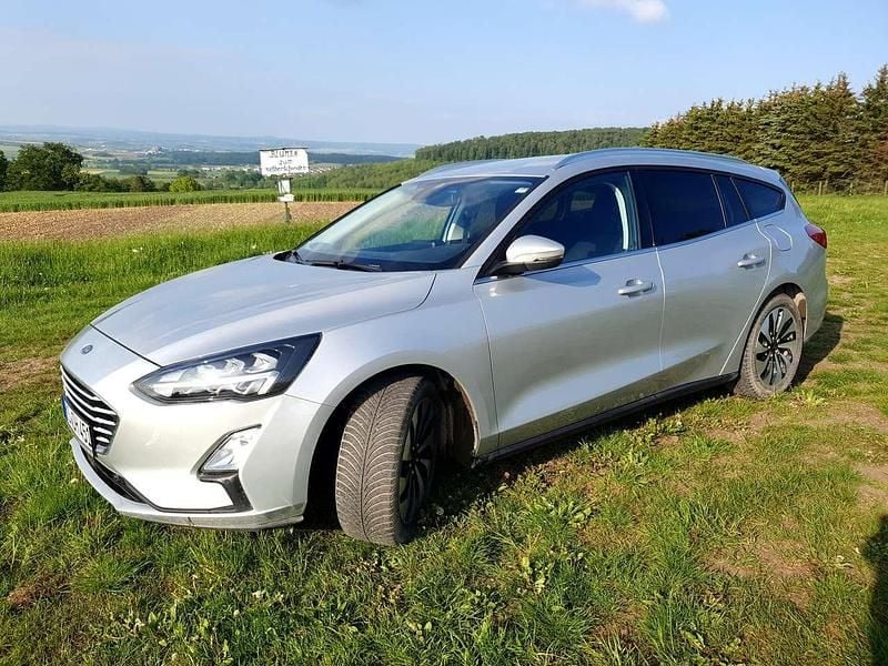 Używany Ford Focus 125 KM (91 kW) 2019 Srebrny Kombi