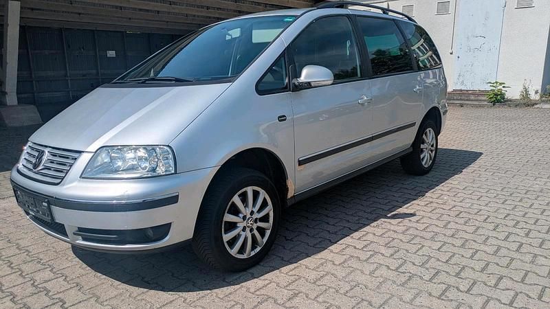 Silber Gebraucht 2007 VW Sharan Van / Kleinbus | 1.999 € (Superpreis) - Bild 1/4