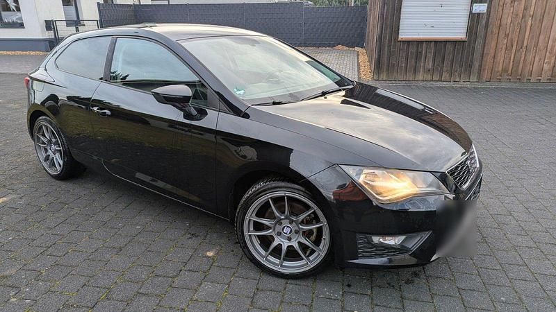 Second-hand Seat Leon SC FR 184 CP (135 kW) 2014 Negru Hatchback