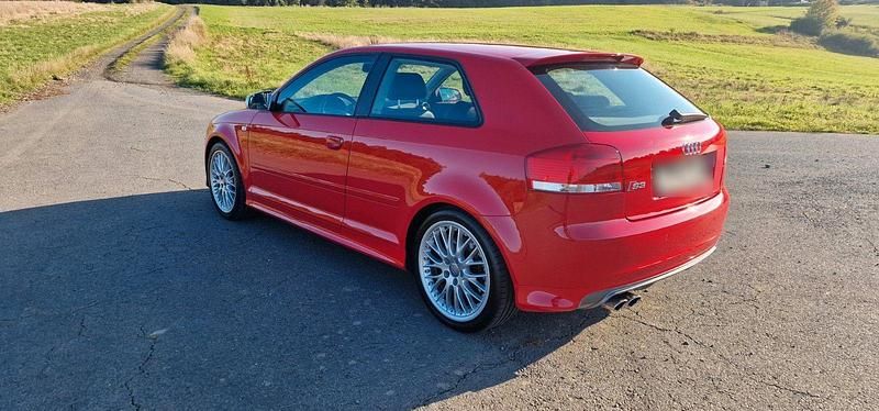 Gebraucht Audi S3 Sport 265 PS (194 kW) 2007 Rot Kleinwagen