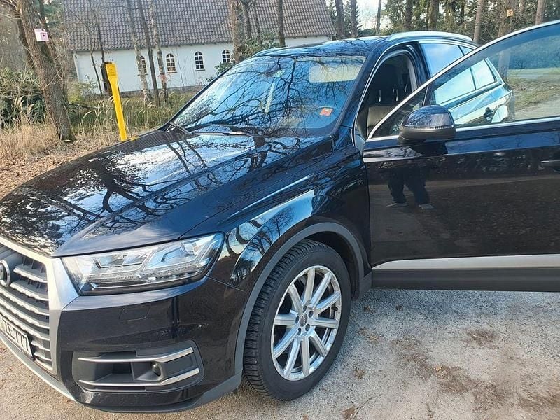 Gebraucht Audi Q7 Ambiente 286 PS (210 kW) 2019 Schwarz SUV