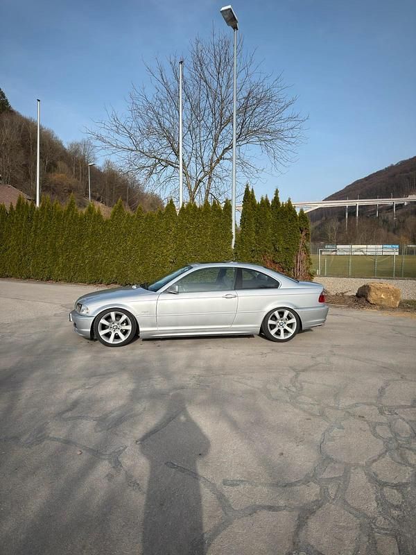 Gebraucht BMW 323 170 PS (125 kW) 2000 Silber Coupé