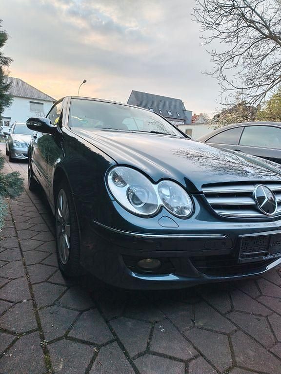 Gebraucht Mercedes CLK320 Elegance 224 PS (164 kW) 2006 Schwarz Cabrio