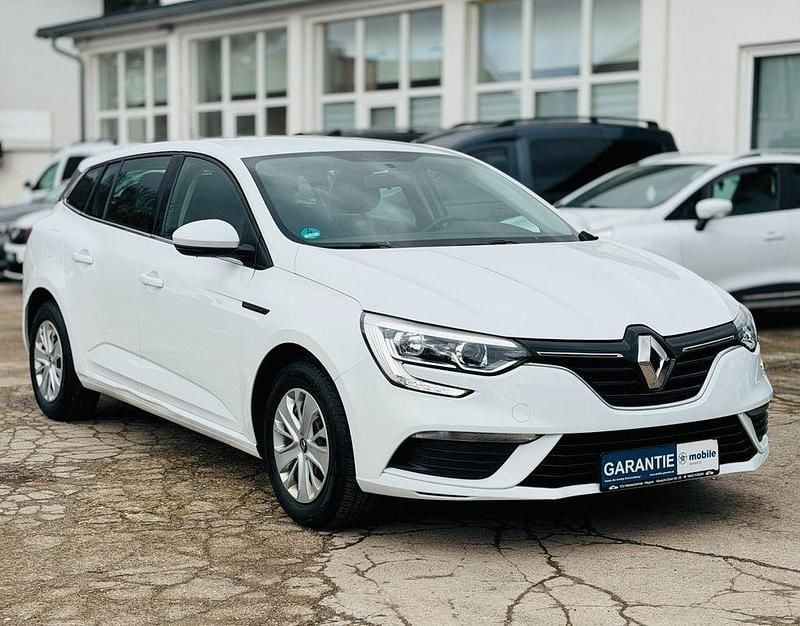 Gebraucht Renault Mégane IV 116 PS (85 kW) 2019 Weiß Limousine