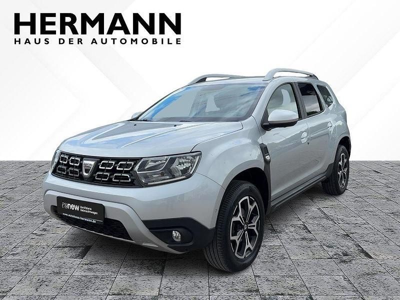 Highlandgrau metallic (grau) Gebraucht 2019 Dacia Duster Prestige SUV | 14.997 € (Teuer) - Bild 1/4